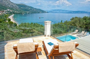 Prinias Villa Corfu