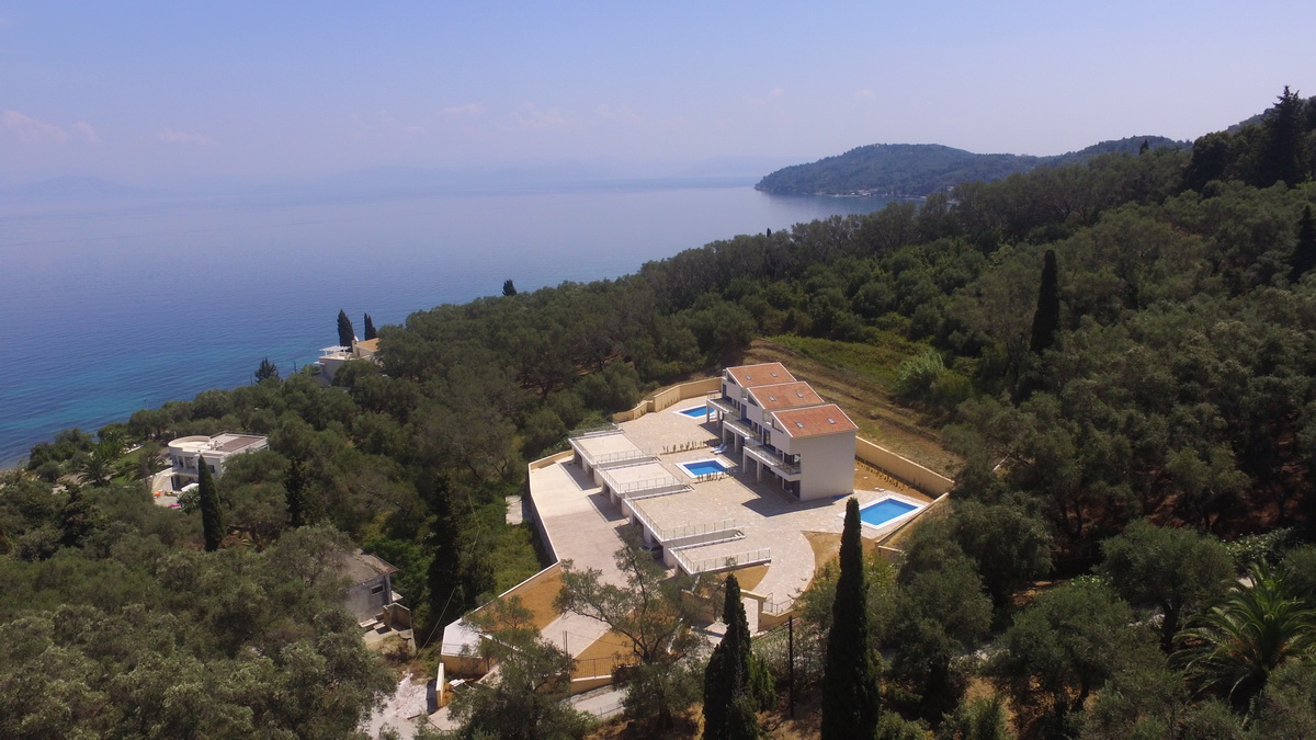 PSARAS BEACH ESTATE, BOUKARI, CORFU Villas in Corfu Yachts in Corfu